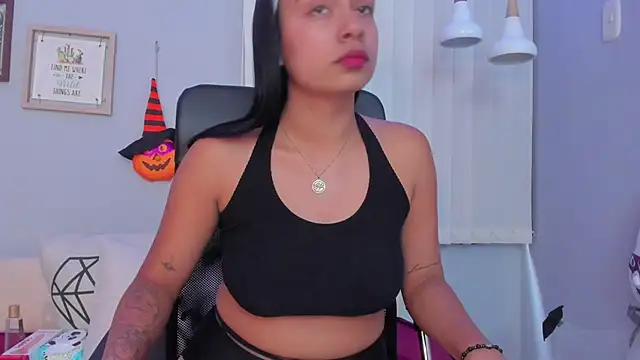 Lilo Rose online show from October 17, 2025, 7:16 pm