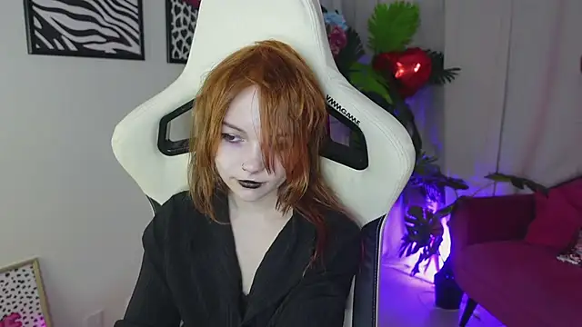 Staymonica online show from February 15, 2026, 12:58 pm