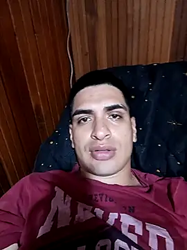 daniandr119 online show from November 3, 2025, 3:52 am