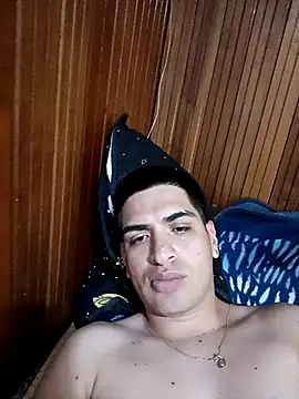 daniandr119 online show from November 13, 2025, 12:42 am