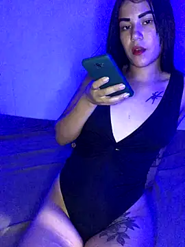 Snapshot of deby_03 chatting on November 22, 2025, 4:17 pm deby 03 online show from November 22, 2025, 4:17 pm