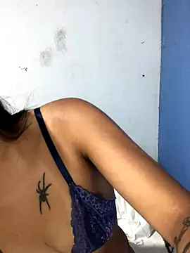 Snapshot of deby_03 chatting on December 1, 2025, 8:58 pm deby 03 online show from December 1, 2025, 8:58 pm