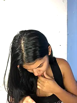 Snapshot of deby_03 chatting on December 20, 2025, 1:12 am deby 03 online show from December 20, 2025, 1:12 am