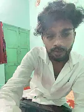 Snapshot of Hotraj24 chatting on March 11, 2026, 9:15 am Hotraj24 online show from March 11, 2026, 9:15 am