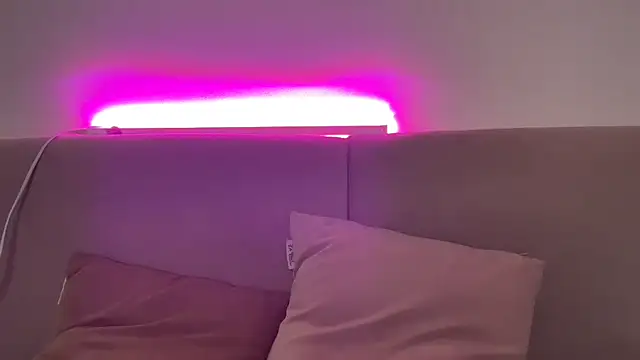 AlmaryKim online show from February 13, 2026, 8:38 pm