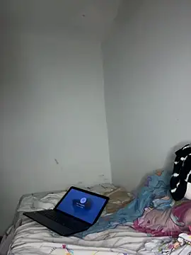 Snapshot of Brianna_bunny05 chatting on April 23, 2026, 5:08 am Brianna bunny05 online show from April 23, 2026, 5:08 am