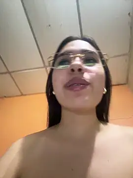 Snapshot of Brianna_bunny05 chatting on June 21, 2026, 9:17 pm Brianna bunny05 online show from June 21, 2026, 9:17 pm