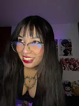 Hinatamoon  online show from October 12, 2025, 4:44 am