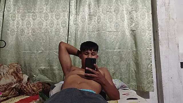 Thiagox03 online show from March 3, 2026, 3:40 pm