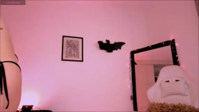 VanessaBlackrose online show from October 9, 2025, 11:47 pm