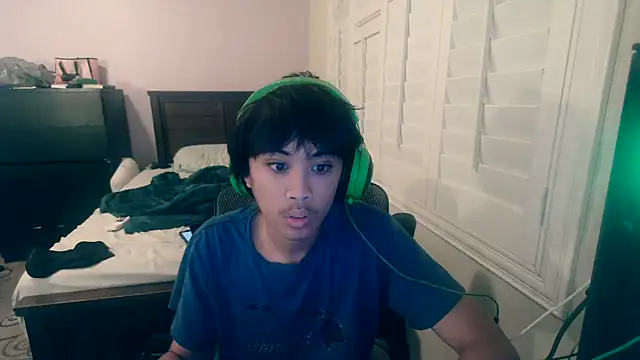 youngasianboy2007 online show from October 27, 2025, 5:11 am