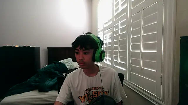 youngasianboy2007 online show from February 28, 2026, 7:15 pm