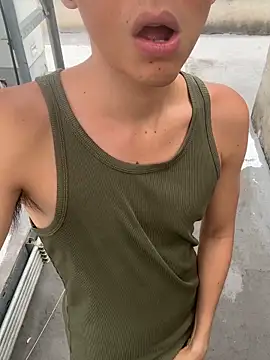 LiamMyst online show from April 6, 2026, 2:51 pm