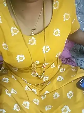 Snapshot of tamil_thaara03 chatting on November 21, 2025, 6:39 pm tamil thaara03 online show from November 21, 2025, 6:39 pm