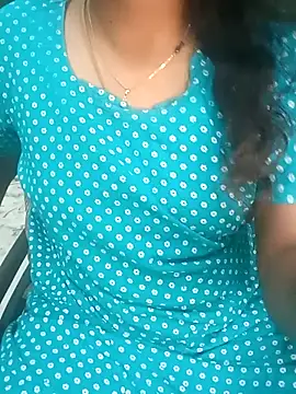 Snapshot of tamil_thaara03 chatting on December 18, 2025, 6:25 pm tamil thaara03 online show from December 18, 2025, 6:25 pm