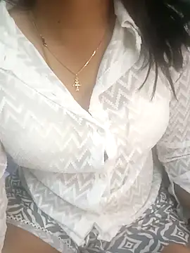 Snapshot of tamil_thaara03 chatting on January 6, 2026, 7:39 pm tamil thaara03 online show from January 6, 2026, 7:39 pm