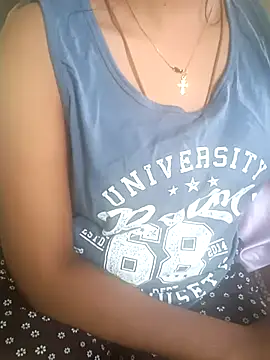 Snapshot of tamil_thaara03 chatting on February 1, 2026, 7:40 am tamil thaara03 online show from February 1, 2026, 7:40 am