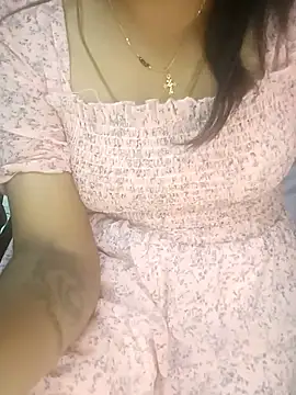 Snapshot of tamil_thaara03 chatting on February 14, 2026, 7:21 pm tamil thaara03 online show from February 14, 2026, 7:21 pm