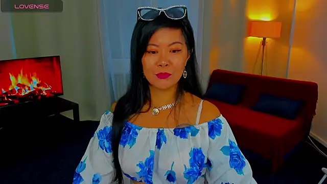 BeckySunday online show from October 4, 2025, 6:00 am
