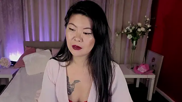 BeckySunday online show from October 18, 2025, 8:20 pm