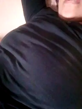 anal lover90 online show from April 28, 2026, 2:33 pm