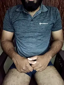 Snapshot of bhaveshPlayboy chatting on October 9, 2025, 6:17 pm bhaveshPlayboy online show from October 9, 2025, 6:17 pm