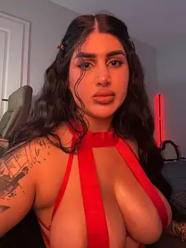 Snapshot of Niinarosee chatting on March 19, 2026, 9:19 pm Niinarosee online show from March 19, 2026, 9:19 pm