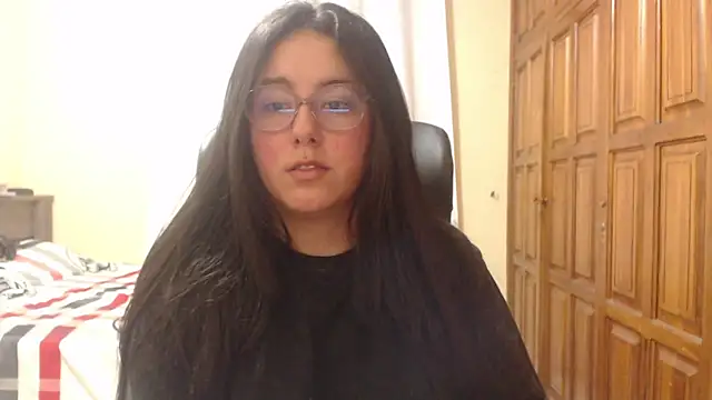 Snapshot of Venus_cat_ chatting on July 23, 2026, 4:21 am Venus cat online show from July 23, 2026, 4:21 am