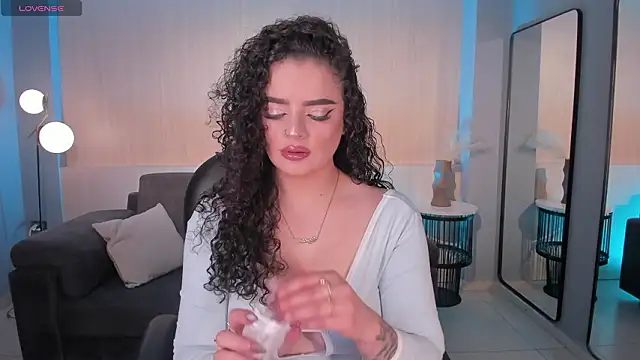 KylieJenkins online show from February 27, 2026, 11:21 am