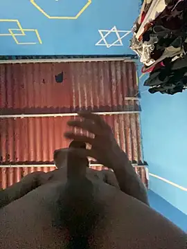 boy perfect6 online show from February 7, 2026, 7:17 pm