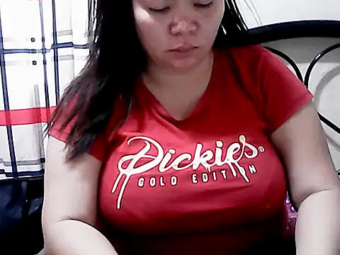 HornyPussie69 online show from March 25, 2026, 11:55 pm