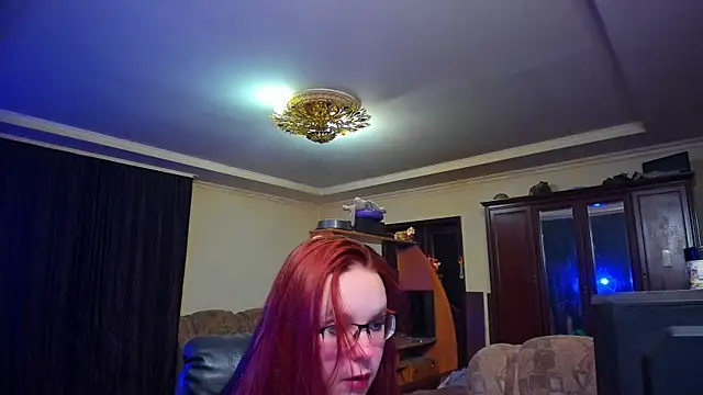 Snapshot of JustFoxyee chatting on October 5, 2025, 8:07 pm JustFoxyee online show from October 5, 2025, 8:07 pm