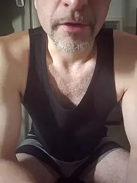 Snapshot of Curious9884 chatting on October 2, 2025, 12:39 am Curious9884 online show from October 2, 2025, 12:39 am