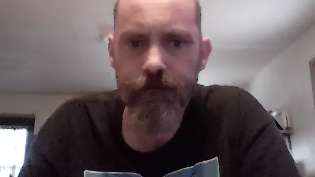 Snapshot of crazyheratic8 chatting on November 8, 2025, 9:57 pm crazyheratic8 online show from November 8, 2025, 9:57 pm