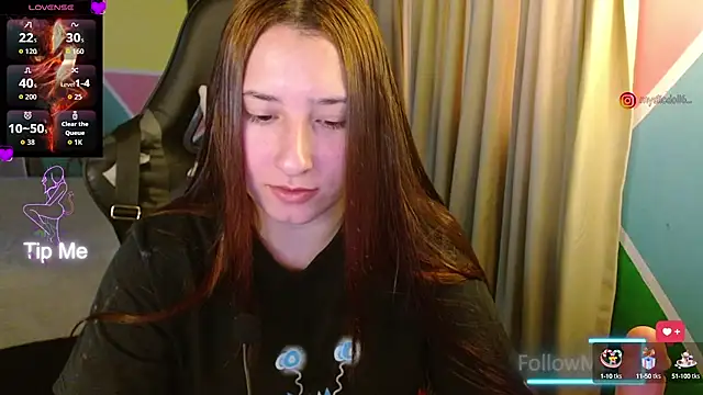 Snapshot of Mysticdoll69_ chatting on October 18, 2025, 6:19 pm Mysticdoll69  online show from October 18, 2025, 6:19 pm