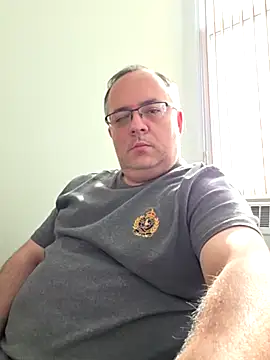 Snapshot of Iceman69696 chatting on May 21, 2026, 1:40 pm Iceman69696 online show from May 21, 2026, 1:40 pm