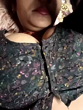 Neelam-baby1 online show from March 3, 2026, 4:02 pm