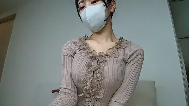 hana-08787- online show from November 7, 2025, 4:07 pm