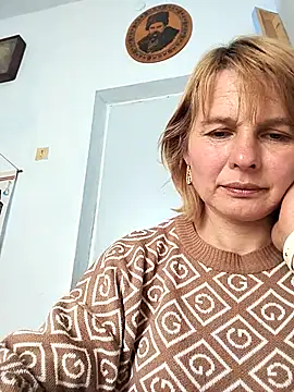 Snapshot of Masha412111 chatting on May 14, 2026, 11:28 am Masha412111 online show from May 14, 2026, 11:28 am