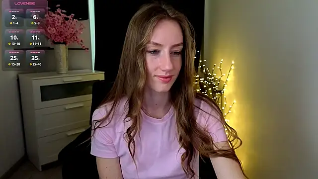 GoldenRose  online show from March 8, 2026, 2:10 pm