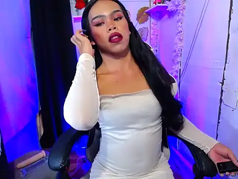 Snapshot of ella_foxtrot chatting on March 18, 2026, 6:16 am ella foxtrot online show from March 18, 2026, 6:16 am