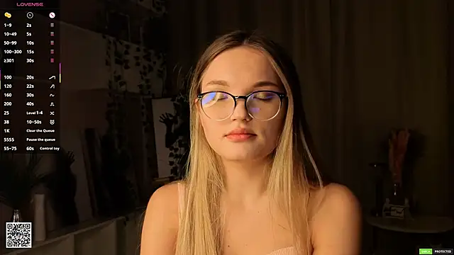 JulieLupo online show from February 5, 2026, 6:07 am