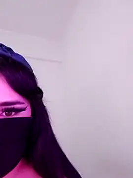 hot inaas online show from November 15, 2025, 10:15 pm