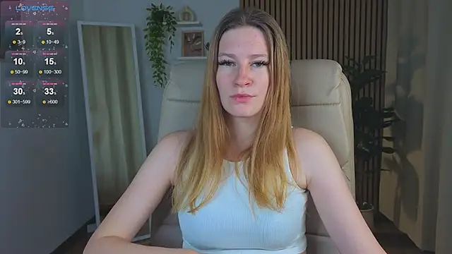 Snapshot of travelerrrr chatting on October 9, 2025, 2:09 am travelerrrr online show from October 9, 2025, 2:09 am