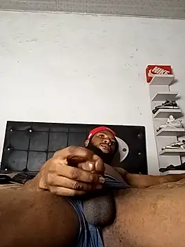 FreakyKaigrey online show from November 6, 2025, 3:51 am