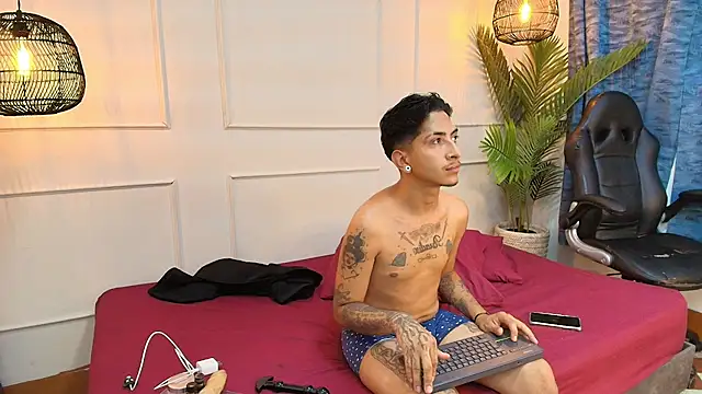 Snapshot of fkenneth_macias chatting on October 11, 2025, 3:39 am fkenneth macias online show from October 11, 2025, 3:39 am