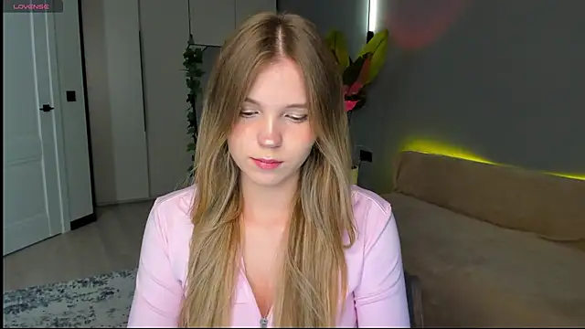 linakorvin online show from April 13, 2026, 1:05 pm