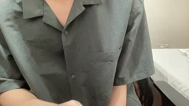 16hornydog online show from November 29, 2025, 3:26 pm