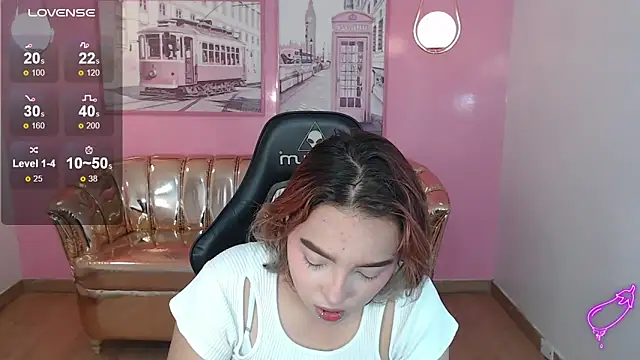 mia foster t online show from November 18, 2025, 12:53 pm