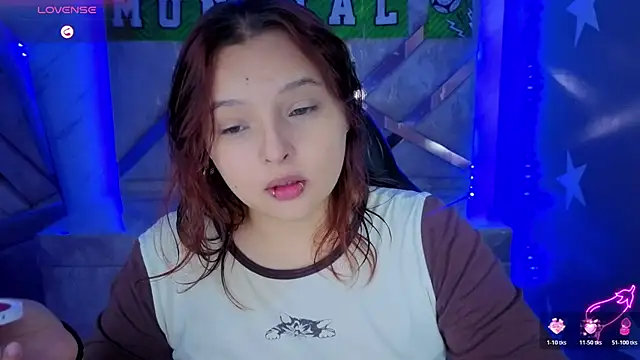 Snapshot of mia_foster_t chatting on July 13, 2026, 1:25 pm mia foster t online show from July 13, 2026, 1:25 pm